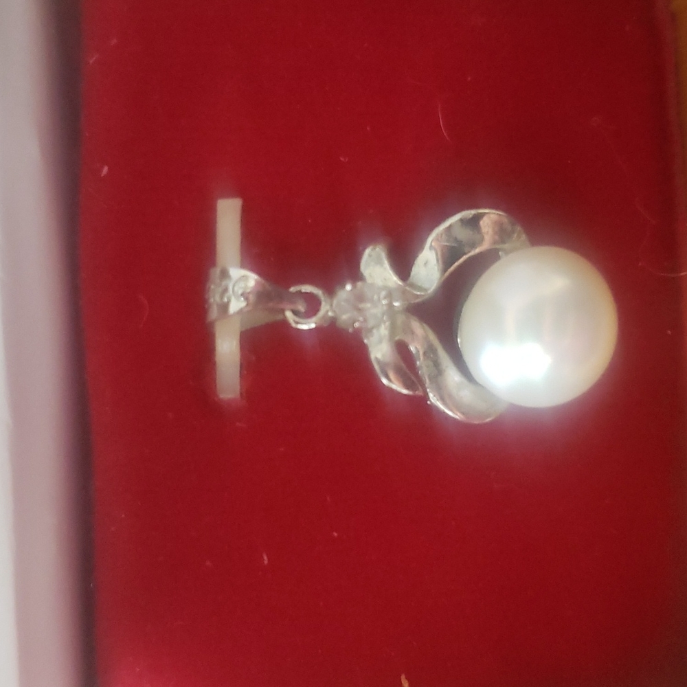 Vintage Pearl Pedant Only 925 stamped